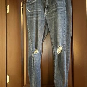 Judy Blue medium Wash Denim Jeans